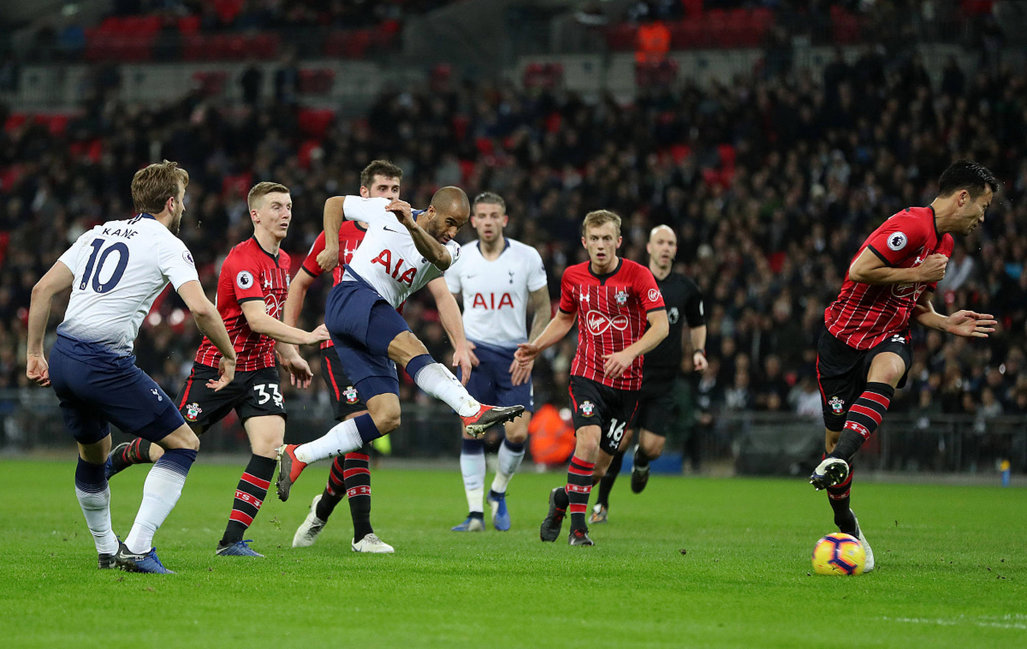 与勒沃库森 与勒沃库森